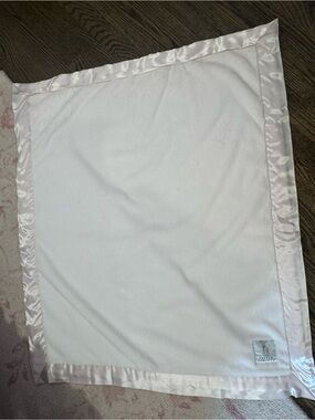 Little Giraffe Nordstrom Pink Faux Fur & Satin stroller blanket